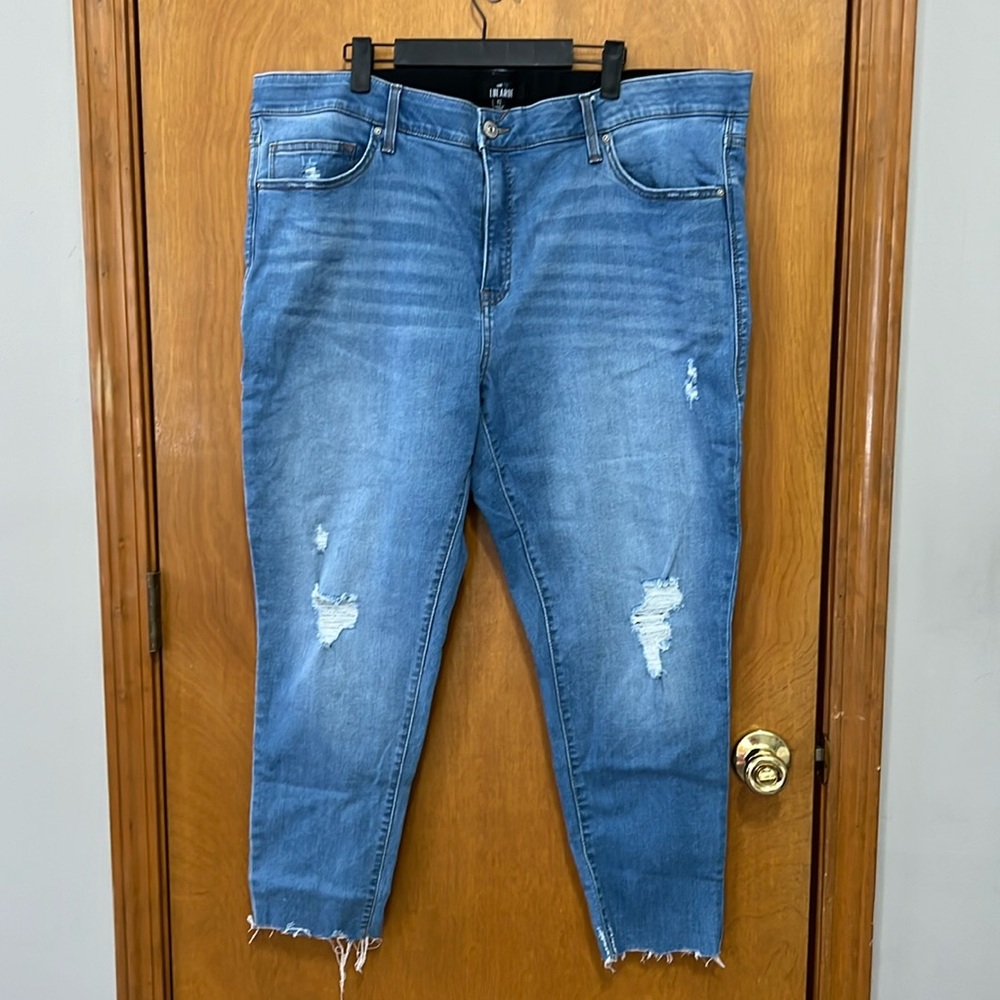 LulaRoe jeans size 42 super stretchy with magic waistband